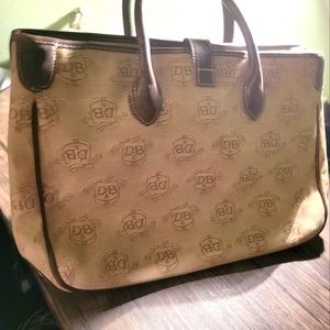 Dooney & Bourke large purse